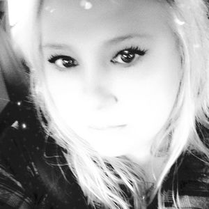 Meet your Posher, Lauri